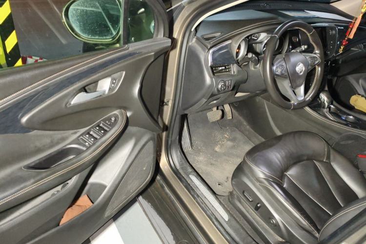 Used Buick Envision 2015 20T Two-Wheel-Drive Elite Model Driver Seat