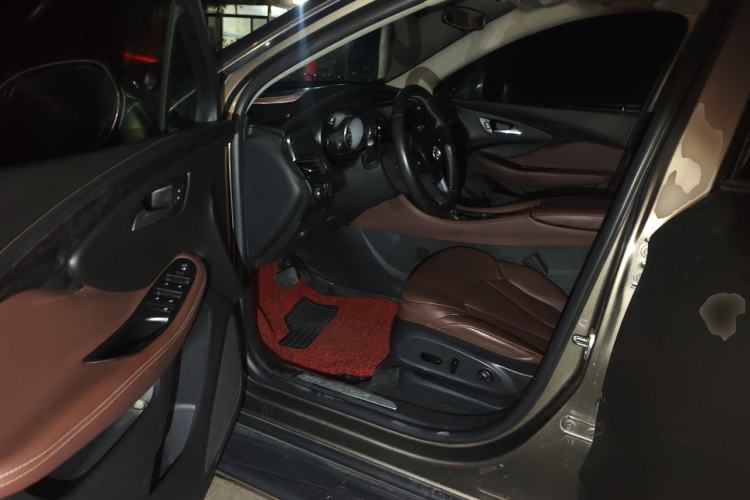 Used Buick Envision 2015 20T Two-Wheel-Drive Elite Model Driver Seat