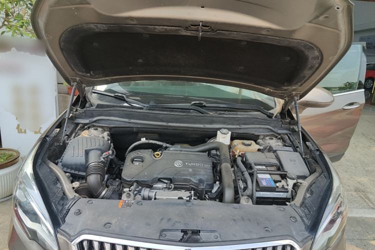 Used Buick Envision 2015 20T Two-Wheel-Drive Elite Model Engine Bay