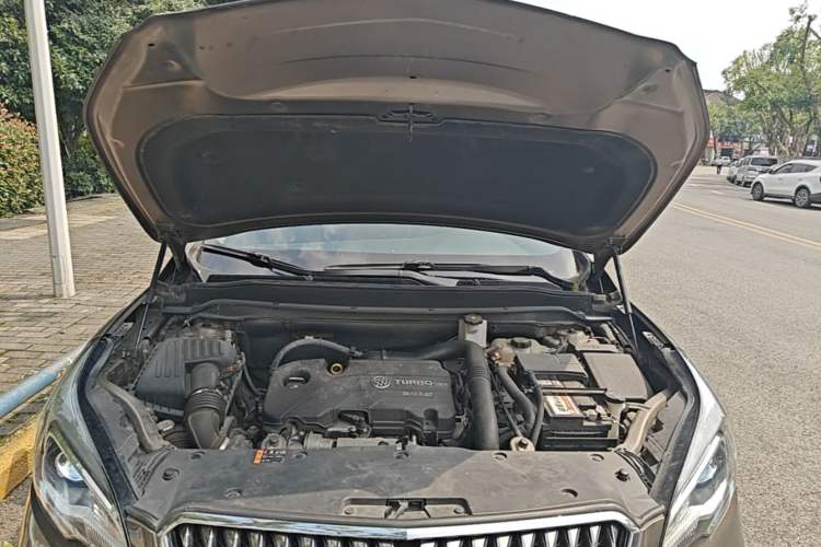 Used Buick Envision 2015 20T Two-Wheel-Drive Elite Model Engine Bay