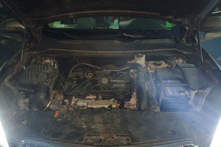 Used Buick Envision 2015 20T Two-Wheel-Drive Elite Model Engine Bay