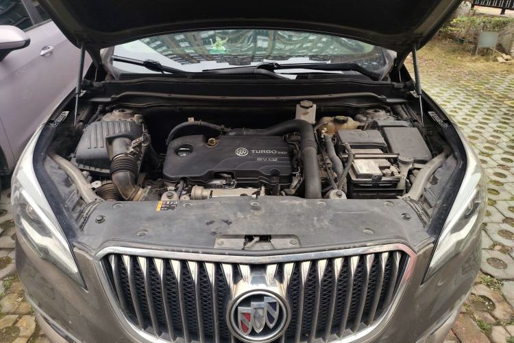 Used Buick Envision 2015 20T Two-Wheel-Drive Leading Model Engine Bay