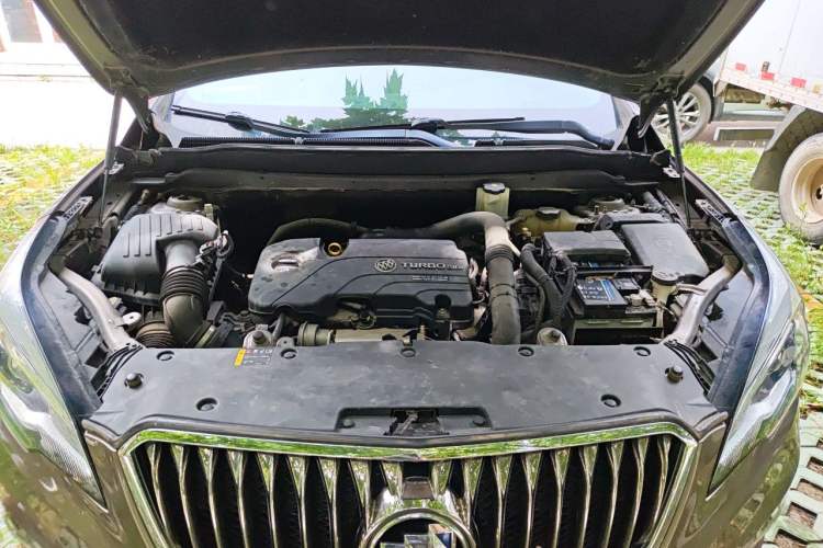 Used Buick Envision 2015 20T Four-Wheel Drive Elite Model Engine Bay