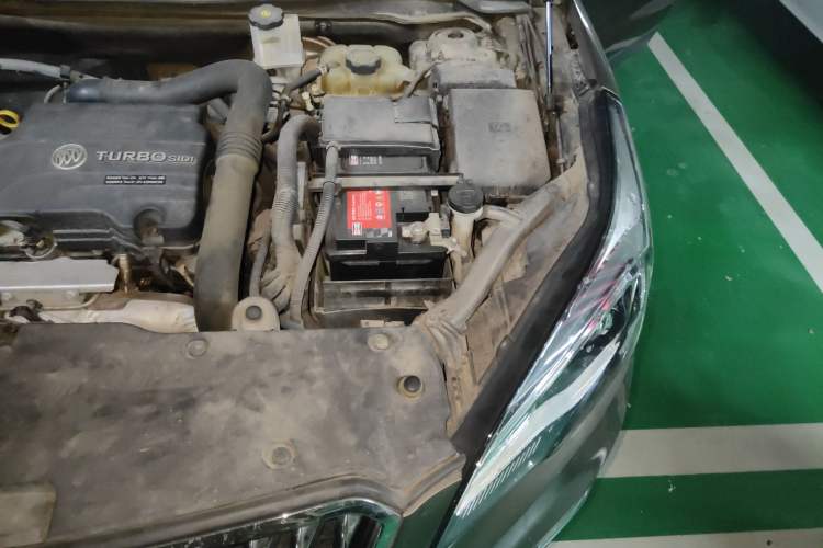 Used Buick Envision 2015 20T Two-Wheel-Drive Leading Model Engine Bay Left