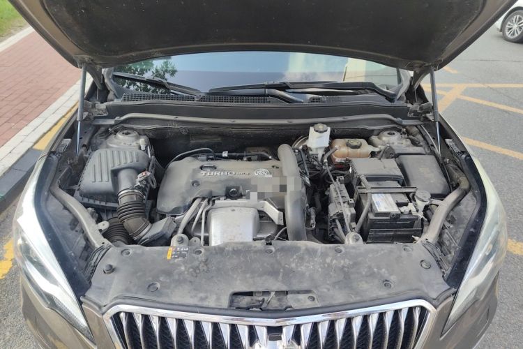 Used Buick Envision 2015 20T Four-Wheel Drive Luxury Model Engine Bay