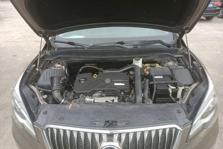 Used Buick Envision 2015 20T Two-Wheel-Drive Elite Model Engine Bay