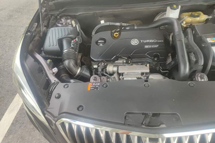 Used Buick Envision 2015 20T Four-Wheel Drive Luxury Model Engine Bay Right