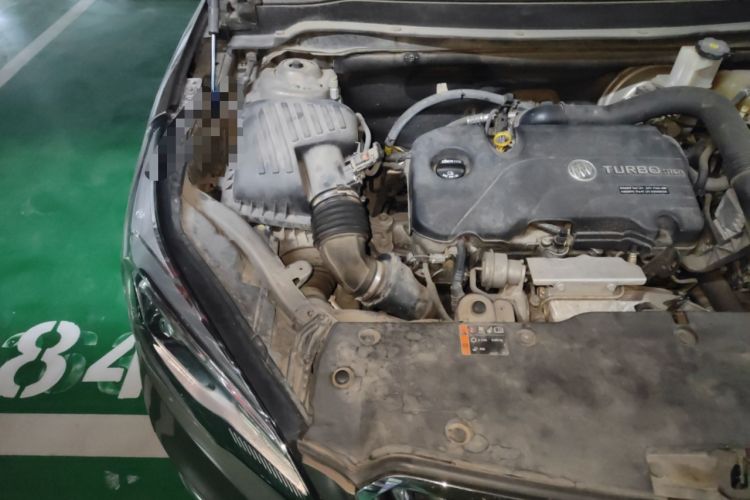 Used Buick Envision 2015 20T Two-Wheel-Drive Leading Model Engine Bay Right