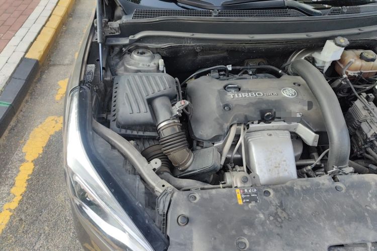 Used Buick Envision 2015 20T Four-Wheel Drive Luxury Model Engine Bay Right