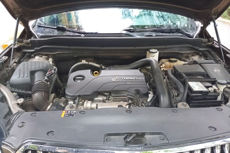 Used Buick Envision 2015 20T Two-Wheel-Drive Elite Model Engine Bay