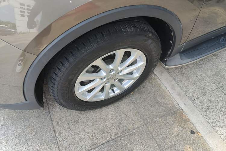 Used Buick Envision 2015 20T Two-Wheel-Drive Elite Model Exterior 4