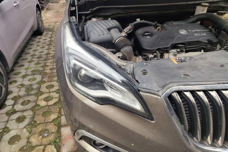 Used Buick Envision 2015 20T Two-Wheel-Drive Leading Model Exterior 6