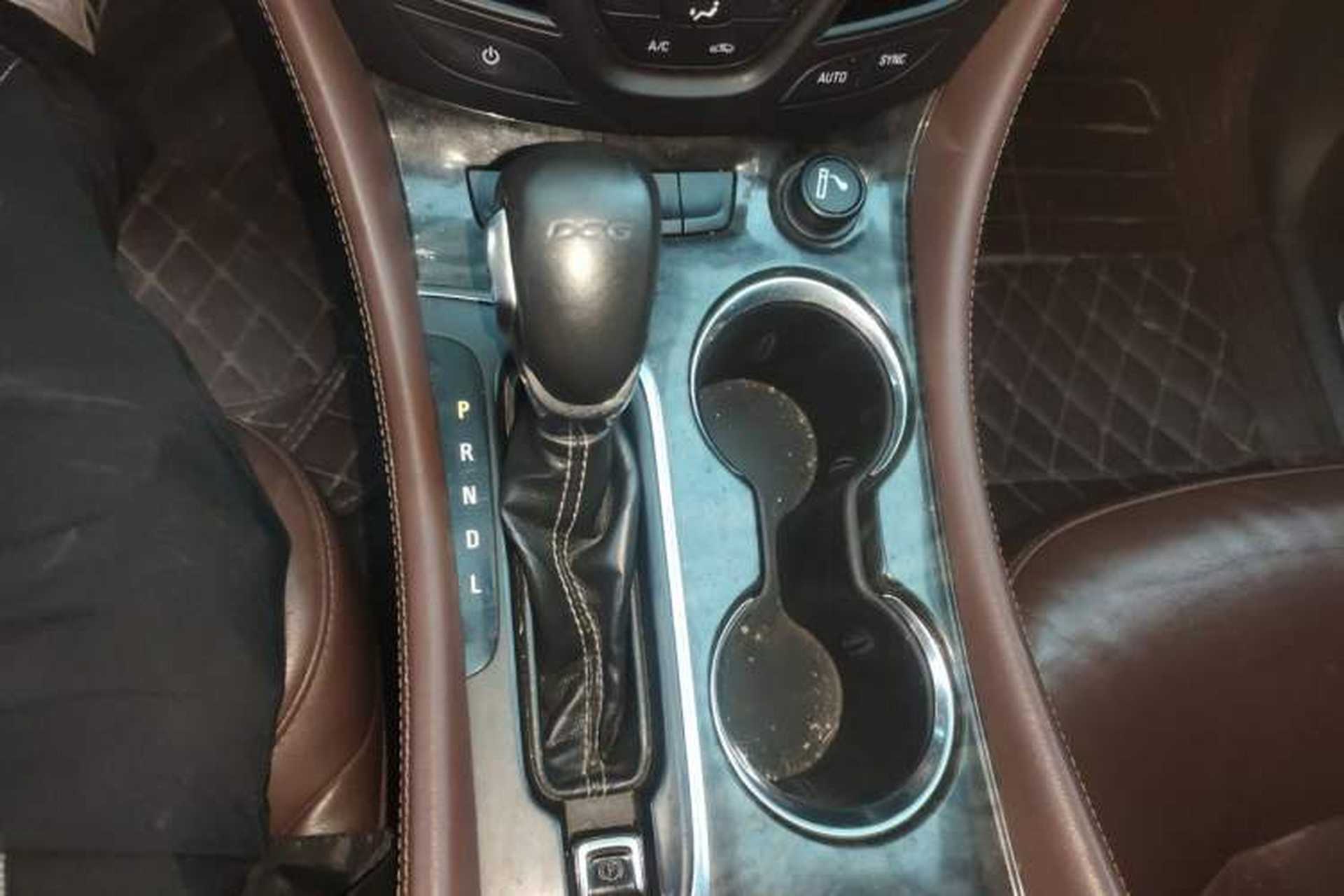 Used Buick Envision 2015 20T Two-Wheel-Drive Elite Model Gear Lever