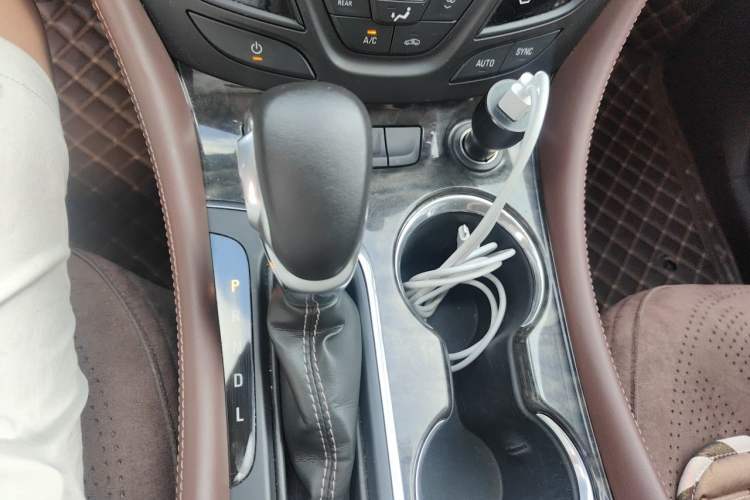 Used Buick Envision 2015 20T Four-Wheel Drive Luxury Model Gear Lever