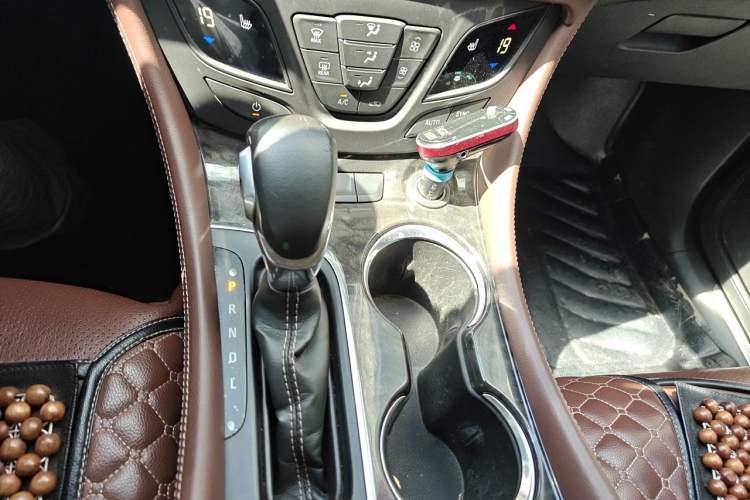 Used Buick Envision 2015 20T Four-Wheel Drive Luxury Model Gear Lever