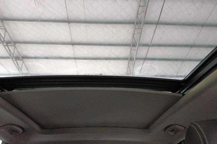 Used Buick Envision 2015 20T Two-Wheel-Drive Leading Model Headliner