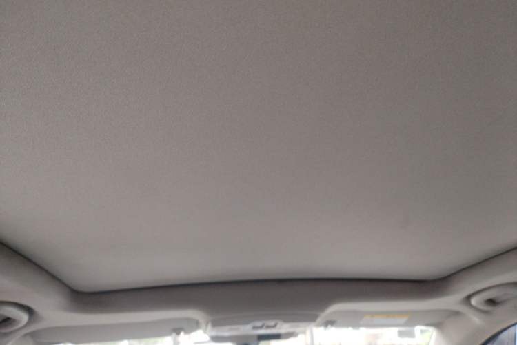 Used Buick Envision 2015 20T Two-Wheel-Drive Leading Model Headliner