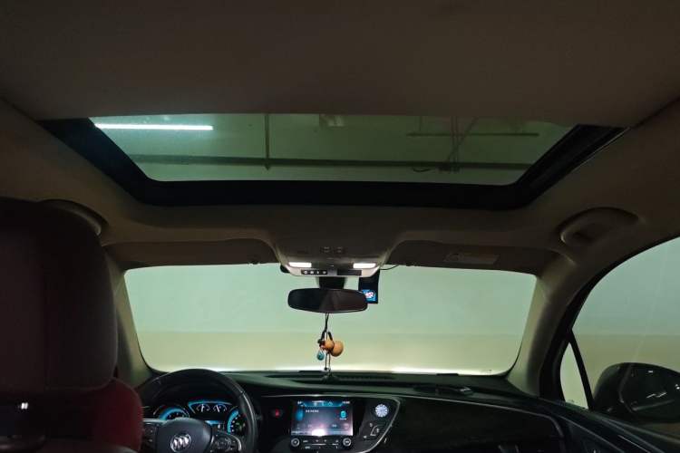 Used Buick Envision 2015 20T Four-Wheel Drive Luxury Model Headliner