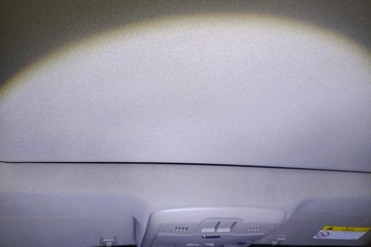 Used Buick Envision 2015 20T Two-Wheel-Drive Elite Model Headliner