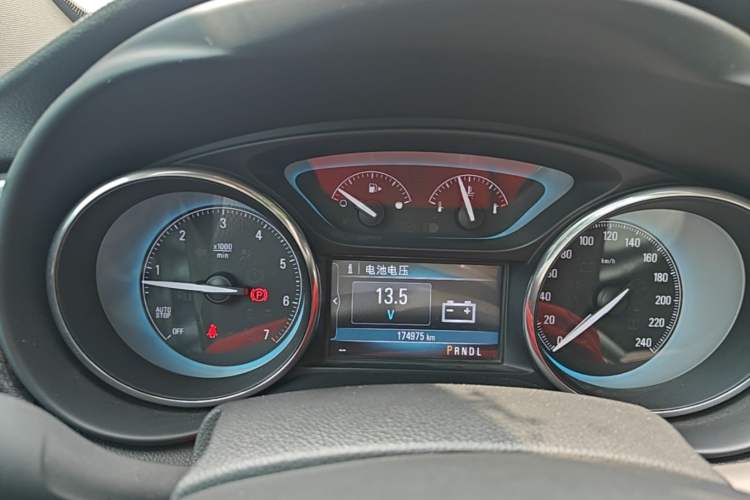 Used Buick Envision 2015 20T Two-Wheel-Drive Elite Model Instrument Cluster