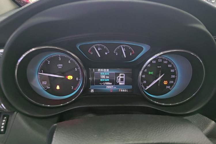Used Buick Envision 2015 20T Four-Wheel Drive Elite Model Instrument Cluster