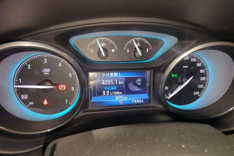 Used Buick Envision 2015 20T Two-Wheel-Drive Elite Model Instrument Cluster