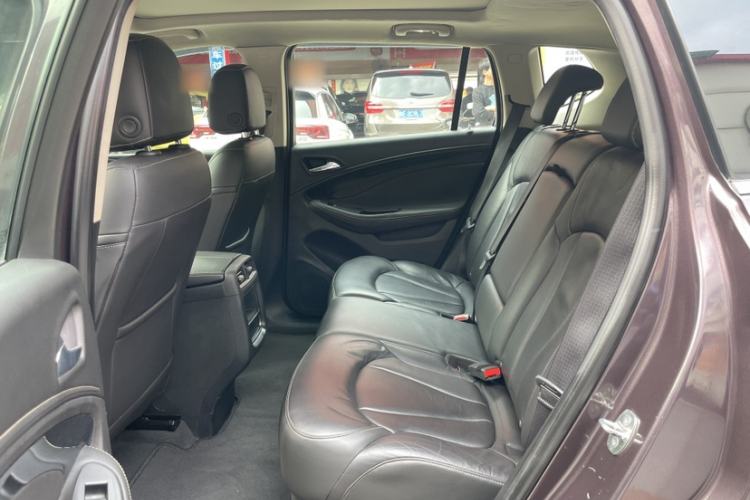 Used Buick Envision 2015 20T Two-Wheel-Drive Elite Model Interior 7