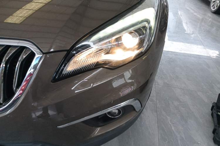 Used Buick Envision 2015 20T Two-Wheel-Drive Leading Model Left Front Headlight