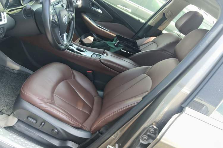 Used Buick Envision 2015 20T Two-Wheel-Drive Elite Model Left Front Seat