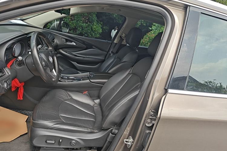 Used Buick Envision 2015 20T Two-Wheel-Drive Elite Model Left Front Seat