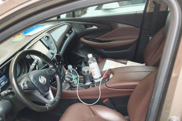 Used Buick Envision 2015 20T Two-Wheel-Drive Elite Model Left Front Seat