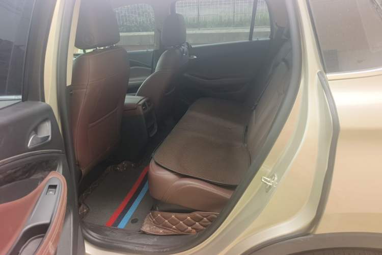 Used Buick Envision 2015 20T Two-Wheel-Drive Elite Model Left Rear Seat