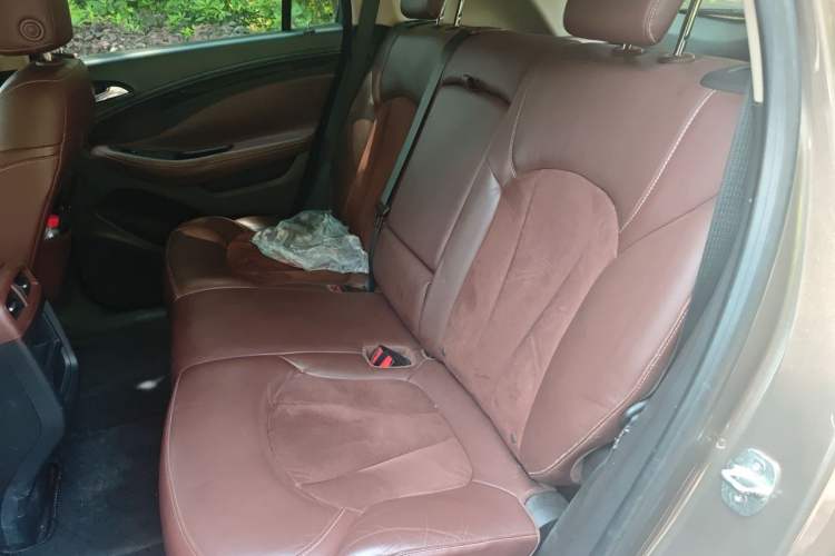 Used Buick Envision 2015 20T Two-Wheel-Drive Elite Model Left Rear Seat