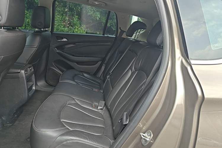 Used Buick Envision 2015 20T Two-Wheel-Drive Elite Model Left Rear Seat