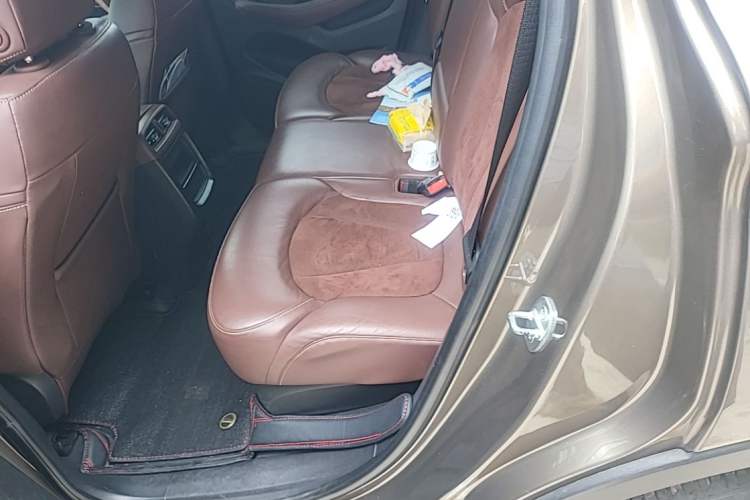 Used Buick Envision 2015 20T Two-Wheel-Drive Elite Model Left Rear Seat