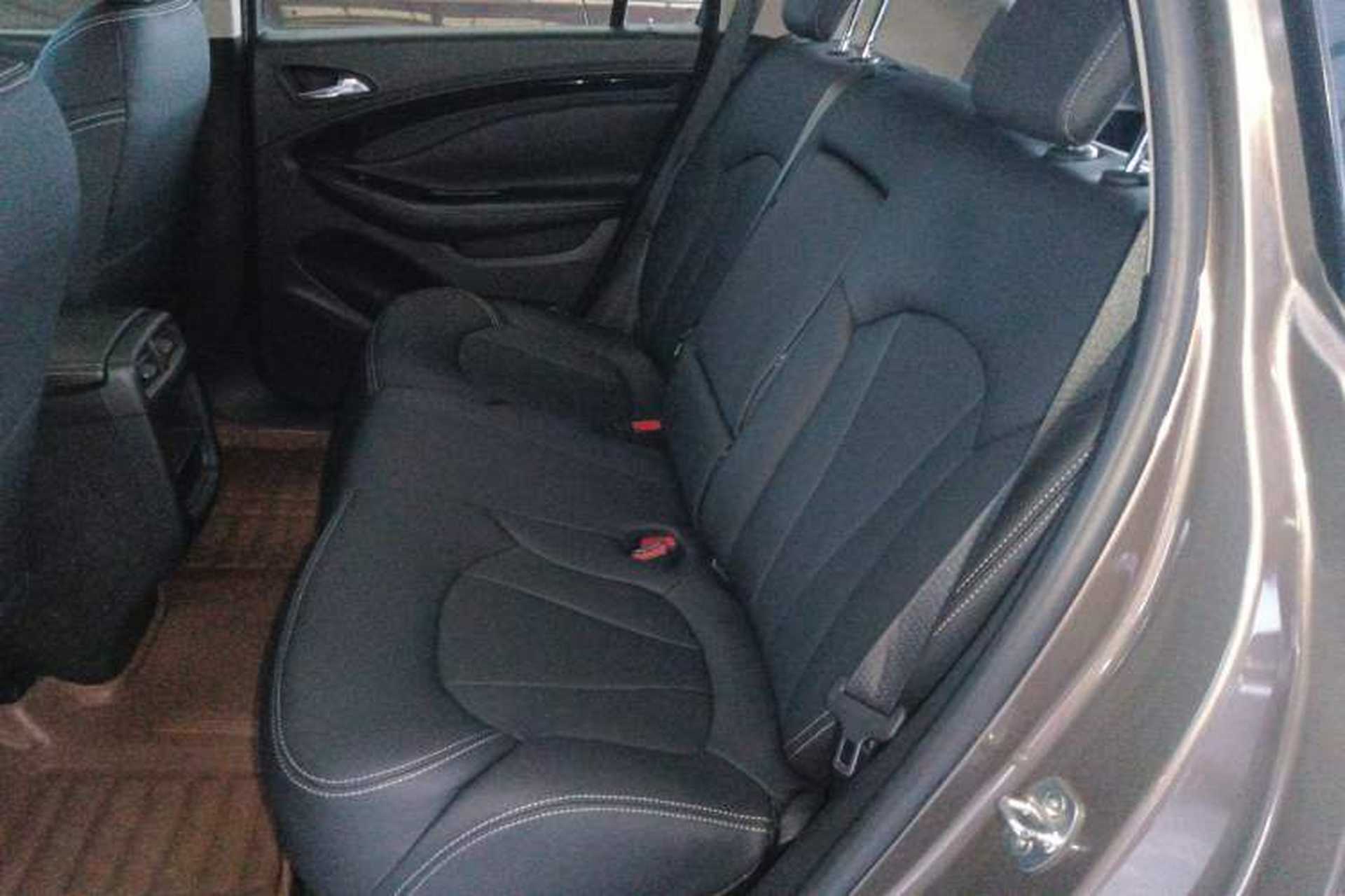 Used Buick Envision 2015 20T Two-Wheel-Drive Leading Model Left Rear Seat