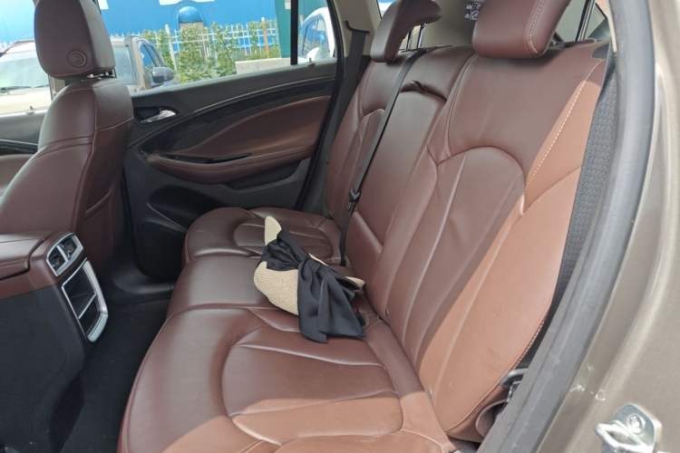 Used Buick Envision 2015 20T Four-Wheel Drive Elite Model Left Rear Seat
