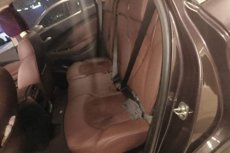 Used Buick Envision 2015 20T Two-Wheel-Drive Elite Model Left Rear Seat
