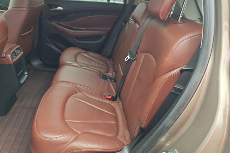Used Buick Envision 2015 20T Four-Wheel Drive Luxury Model Left Rear Seat
