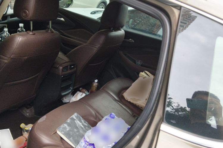 Used Buick Envision 2015 20T Two-Wheel-Drive Elite Model Left Rear Seat