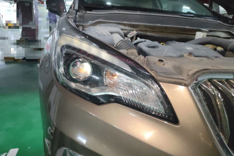 Used Buick Envision 2015 20T Two-Wheel-Drive Leading Model Right Front Headlight