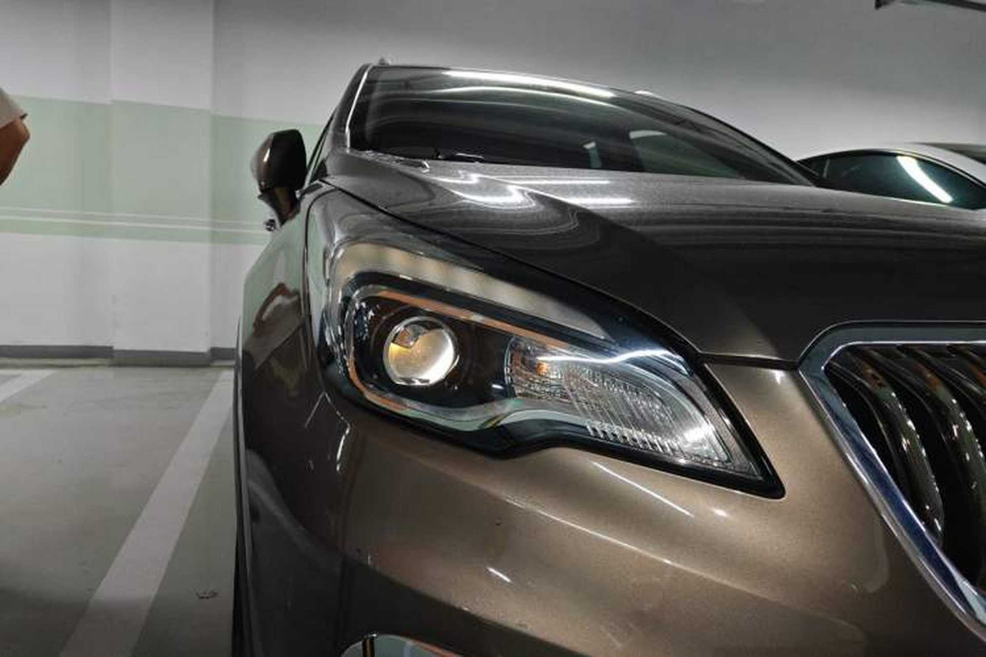 Used Buick Envision 2015 20T Two-Wheel-Drive Elite Model Right Front Headlight