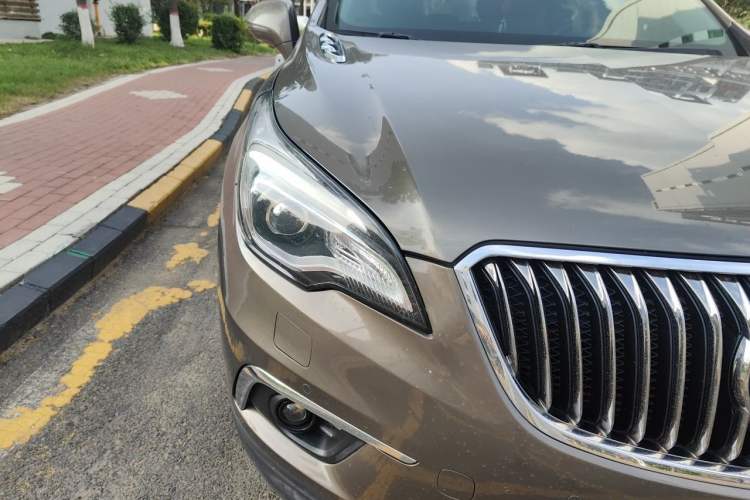 Used Buick Envision 2015 20T Four-Wheel Drive Luxury Model Right Front Headlight