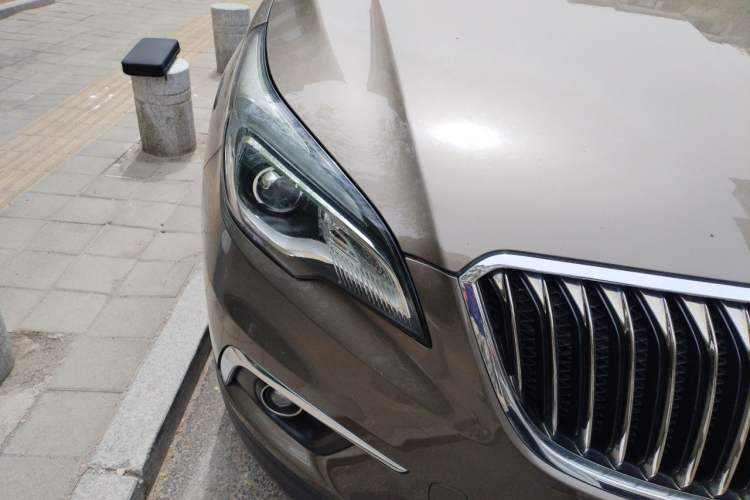 Used Buick Envision 2015 20T Two-Wheel-Drive Leading Model Right Front Headlight