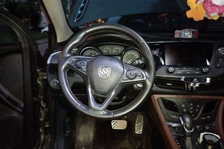 Used Buick Envision 2015 20T Two-Wheel-Drive Elite Model Steering Wheel
