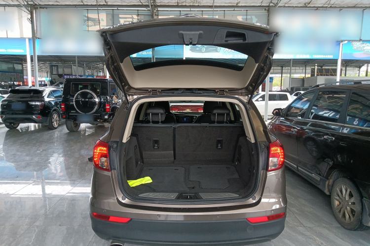 Used Buick Envision 2015 20T Two-Wheel-Drive Leading Model Trunk