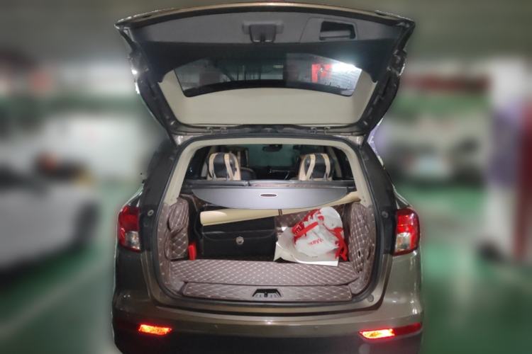 Used Buick Envision 2015 20T Two-Wheel-Drive Leading Model Trunk