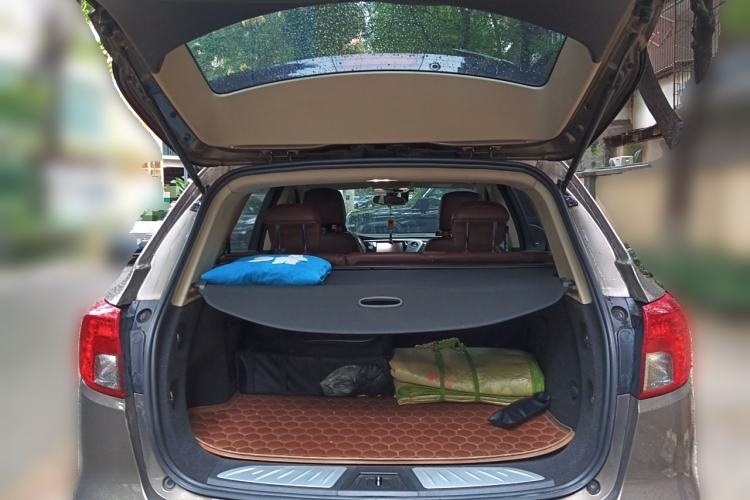 Used Buick Envision 2015 20T Two-Wheel-Drive Elite Model Trunk