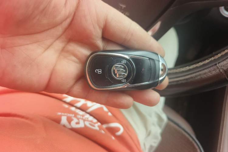 Used Buick Envision 2015 20T Two-Wheel-Drive Elite Model Vehicle Key