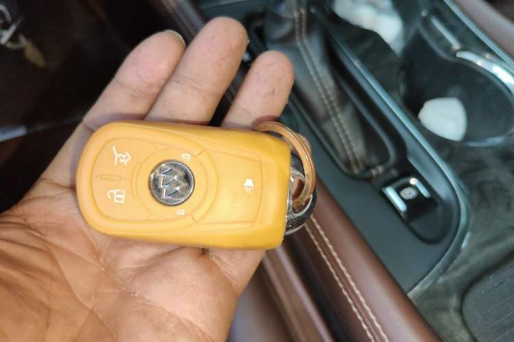 Used Buick Envision 2015 20T Two-Wheel-Drive Elite Model Vehicle Key